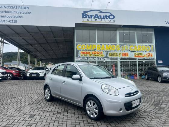 NISSAN MARCH 1.6 SV 16V FLEX 4P MANUAL